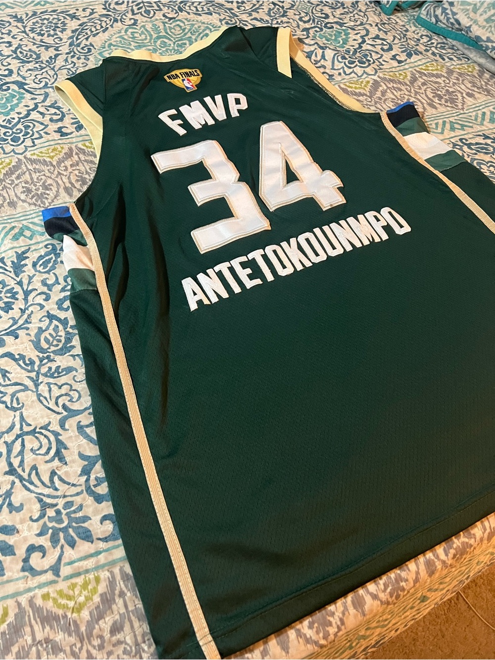 Nike Milwaukee Bucks Dark Green #34 Basketball Jersey 3XL fits like a 2XL - Picture 9 of 9